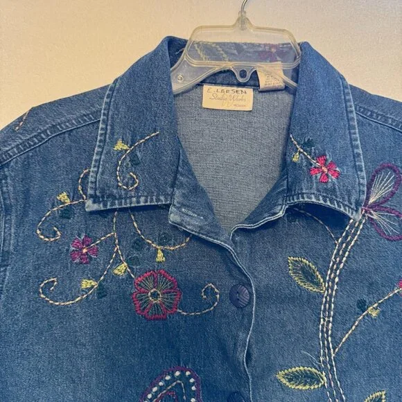 E. Larsen Studio Works Womens 2X Denim Jacket Floral Embroidered Button Up‎ - Picture 3 of 11